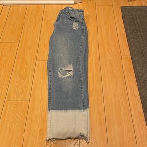 Blue washed white bottom capris